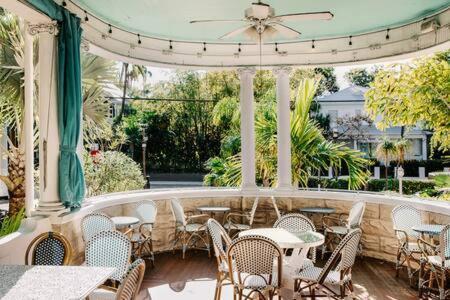 Deluxe Queen At The Curry Mansion - Parking & Heated Pool! Ки-Уэст Экстерьер фото