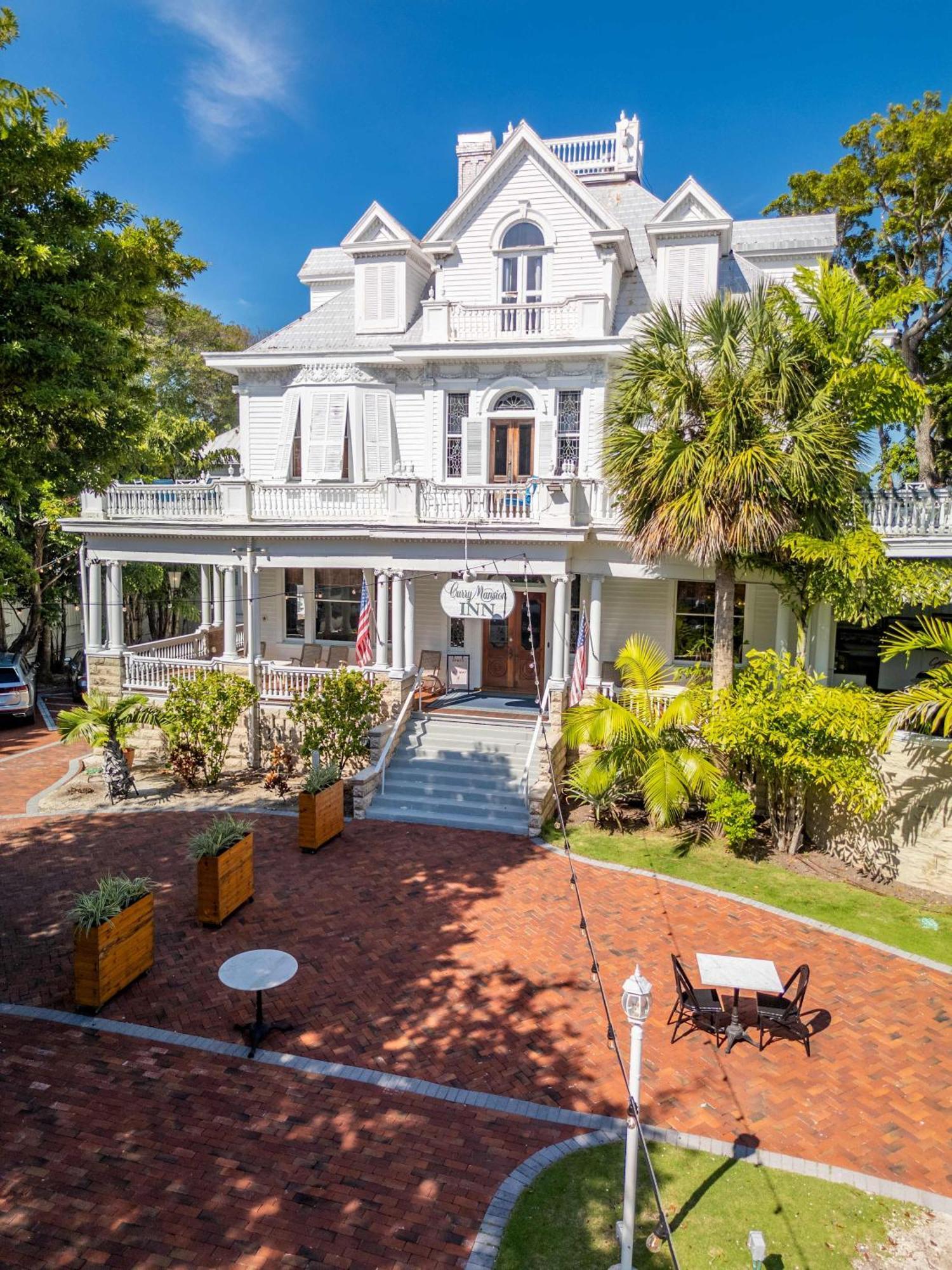 Deluxe Queen At The Curry Mansion - Parking & Heated Pool! Ки-Уэст Экстерьер фото